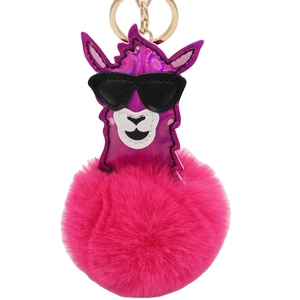 Porte-clés alpaga avec pompon en fourrure rose et tête holographique à lunettes