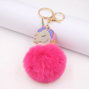 Porte-clés Pompon en Peluche Licorne Mignonne Avec Charme en Émail et Alliage pour Décoration de Sac Cadeau Femmes Filles