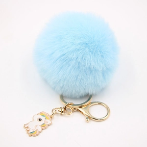 Mignon Porte-clés Licorne Pompon pour Femmes Filles Alliage Émail Dessin Animé Cheval Peluche Boule Sac Charme Accessoires Porte-clés Voiture