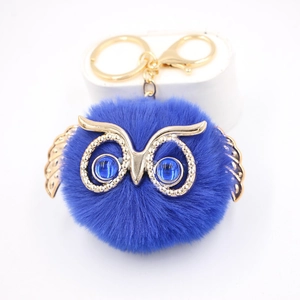 Mignon Hibou Peluche Boule de Poils Porte-clés Alliage Doré Cadre Métallique Strass Yeux Sac Pendentif Ornement Porte-clés pour Femme Cadeau
