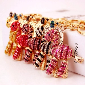 Simpatico Portachiavi in Lega con Strass Animali Zebra Giraffa Cristallo Intarsiato Metallo Oro Ciondolo per Borsa Donna Gioielli di Moda