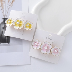 Fermagli per capelli a fiori sfumati rosa e gialli con perle centrali set da due pezzi