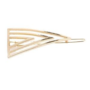 Minimalistische goldene Haarklammer mit geometrischem Dreiecksmuster für Damenfrisuren