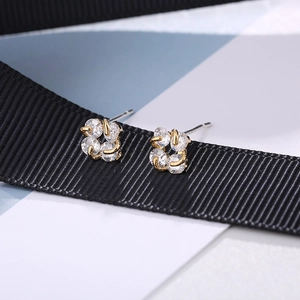 Minimalist S925 sterling silver four-petal flower stud earrings with clear cubic zirconia