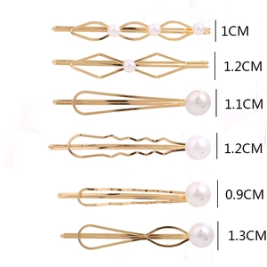Lot de six barrettes à perles dorées aux formes géométriques variées avec tailles précises