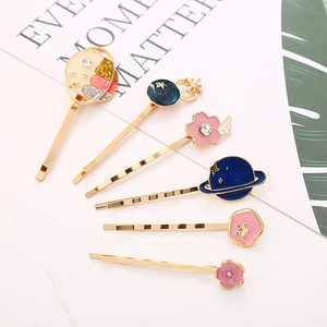 Set de barrettes dorées avec Saturne, étoiles et fleurs de cerisier pour femmes