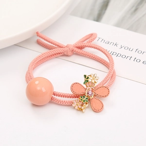 Élastique à cheveux camélia rose élégant avec cordon tressé double et pendentif floral