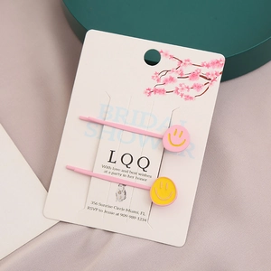 Barrettes à cheveux mignonnes smiley crème pour filles sur carte de présentation