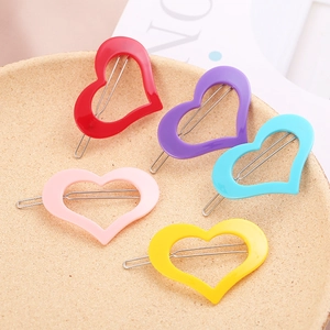5er-Set bunte hohle Herz-Haarspangen in Rot Lila Cyan Rosa und Gelb für Mädchen
