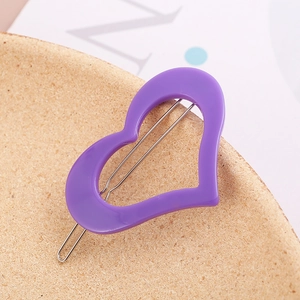 Niedliche lila herzförmige Haarspange aus Harz mit silberner Metallbasis für Damen