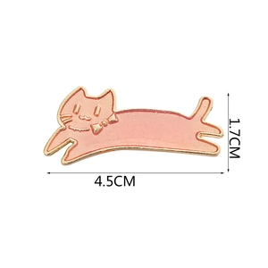 Detailed view of pink enamel cat hair clip with dimensions of 4.5cm and 1.7cm in length