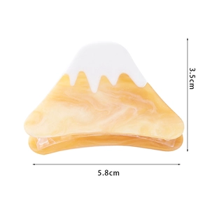 Detail view of Mount Fuji acetate hair claw with size 5.8cm width and 3.5cm height