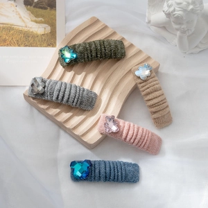 Set di 5 fermagli BB in maglia con orsetti di cristallo in cachi, rosa e grigio