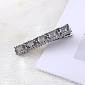 Barrette à cheveux en cristal minimaliste avec cinq pierres grises et dentelle