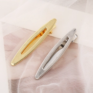 Minimalistische geometrische Metall-Haarklammern in Gold und Silber mit mattem Finish