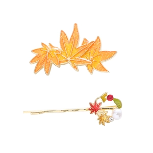 Sparkling maple leaf hair clip set with orange glitter, pearls and rhinestones on gold
