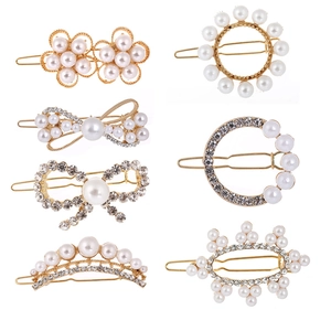 Set of 6 elegant gold alloy hair clips featuring rhinestones and artificial pearls