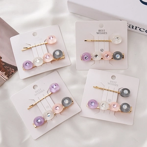 Ensemble de barrettes dorées élégantes avec perles en résine opale et strass brillants
