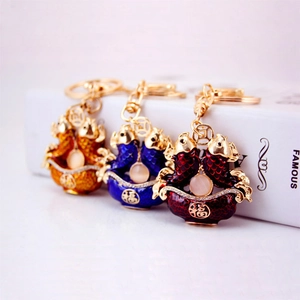 Vintage Chinese Lucky Koi Fish Enamel Keychain Zinc Alloy Rhinestone Double Sided Carp Key Ring Women Men Bag Pendant