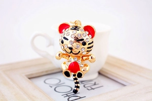 Détails du pendentif porte-clés tigre mignon plaqué or avec strass scintillants