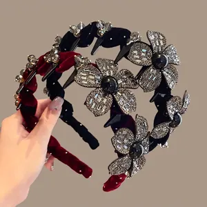 Vintage Velvet Rhinestone Flower Headband Women High Top Floral Hair Hoop With Teeth Elegant Hair Accessories Headwear