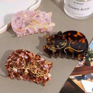 Pinces à cheveux en forme de chat en marbre rose, écaille de tortue et motifs mouchetés