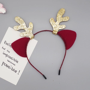 Cerchietto natalizio carino con corna di renna in paillettes dorate e orecchie in feltro rosso