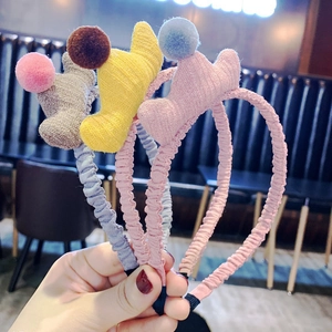Serre-Tête Couronne en Tissu pour Enfants de Style Coréen Avec Boule de Peluche Bandeau Antidérapant pour Filles