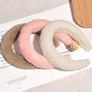 Lot de serre-têtes rembourrés en peluche marron rose et beige en fausse fourrure douce