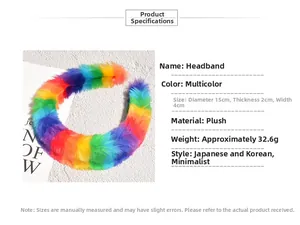 Dettaglio delle dimensioni del cerchietto in peluche arcobaleno con diametro di 15 cm