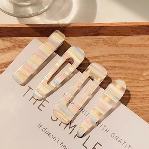 Barrettes à cheveux sirène irisées aux formes géométriques pour un style doux féminin
