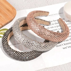 Baroque padded headband set with sparkling rhinestone lattice design in three colors
