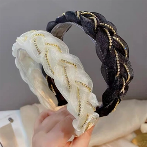 Serre-tête élégant en organza avec strass dans les tons noir et blanc crème
