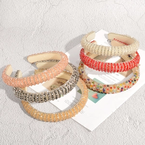 Minimalistisches Barock-Stirnband-Set mit Strasssteinen in verschiedenen Farben