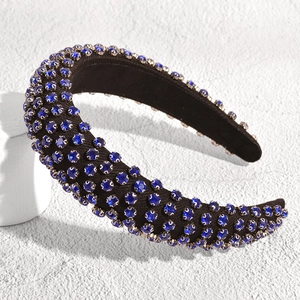 Detail of French sponge headband with blue rhinestones and non-slip inner fabric