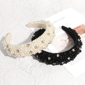 Serre-tête éponge large avec perles et strass élégants en noir classique et blanc crème