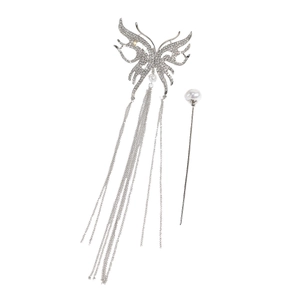 Elegant silver butterfly hair clip set with sparkling rhinestones and pearl tassels