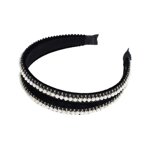 Serre-tête élégant en velours noir avec double rangée de perles et fils dorés