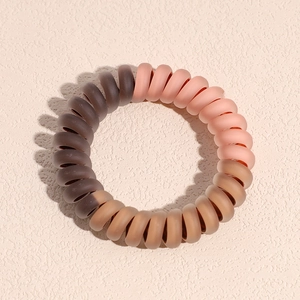 Élastiques à cheveux spirales mats dégradés marron et rose pour coiffures élégantes