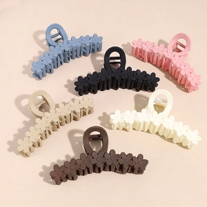Large Flower Hair Claw Clips For Women Matte Resin Non-Slip Shark Clips Floral Hairpins Thick Hair Accessories Gift