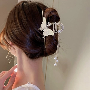 French Elegant Butterfly Tassel Hair Claw Clip Alloy Artificial Pearl Feather Rose Flower Hollow Out Shark Clip Hair Accessories For Women