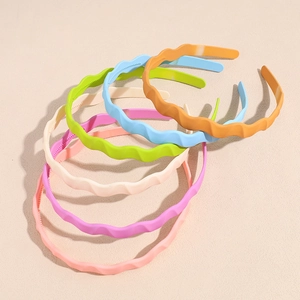 Set of 6 colorful wavy anti-slip headbands in matte finish macaron colors for women