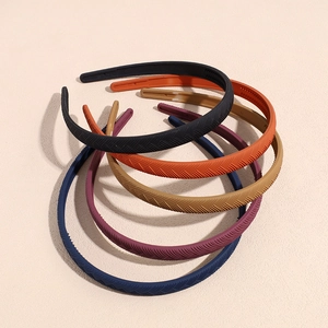 Matte nonslip headbands set in 5 colors with herringbone texture for women