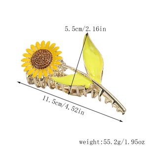 Detailed size chart of the gold sunflower metal hair claw clip with crystal rhinestones