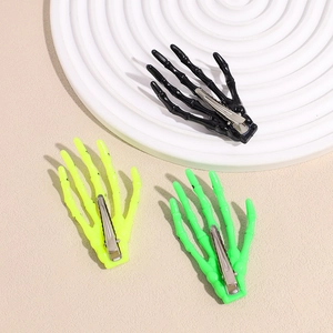 Barrettes à cheveux main de squelette créatives en vert néon, jaune et noir pour Halloween