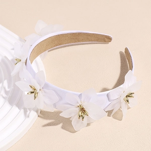 Serre-tête en Tissu Blanc Fait à la Main Avec Grandes Fleurs en Mousseline Élégant Cerceau à Cheveux Floral Surdimensionné pour Femmes Bijoux de Mariage Fête