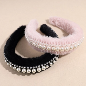 Padded velvet headband with elegant pearls and thick sponge in black and pink
