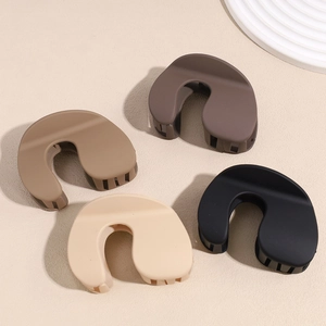 Large U-Shaped Hair Claw Matte Plastic Geometric Hair Clip Minimalist Hair Styling Accessories For Women Daily Party Hair Crab