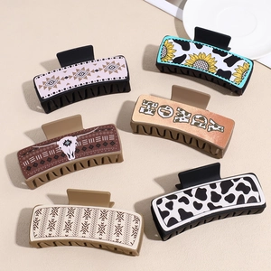 Vintage PU Leather Large Hair Claw Clip Bohemian Geometric Pattern Matte Square Hairpin For Women Daily Hair Styling Accessory