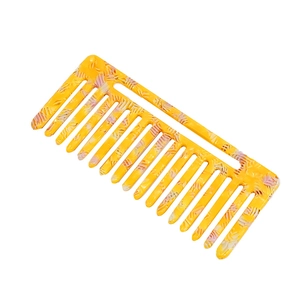 Peigne à cheveux à dents larges avec motif marbré jaune pour coiffage professionnel